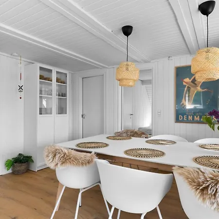 Sunna - 1km From The Sea By Interhome Feriehus *